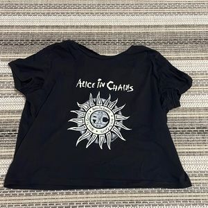 vintage aesthetic ALICE IN CHAINS - slightly cropped tee